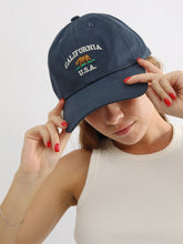 Cargar imagen en el visor de la galería, Gorra para Mujer DVK CAP CALIFORNIA HAT AZL
