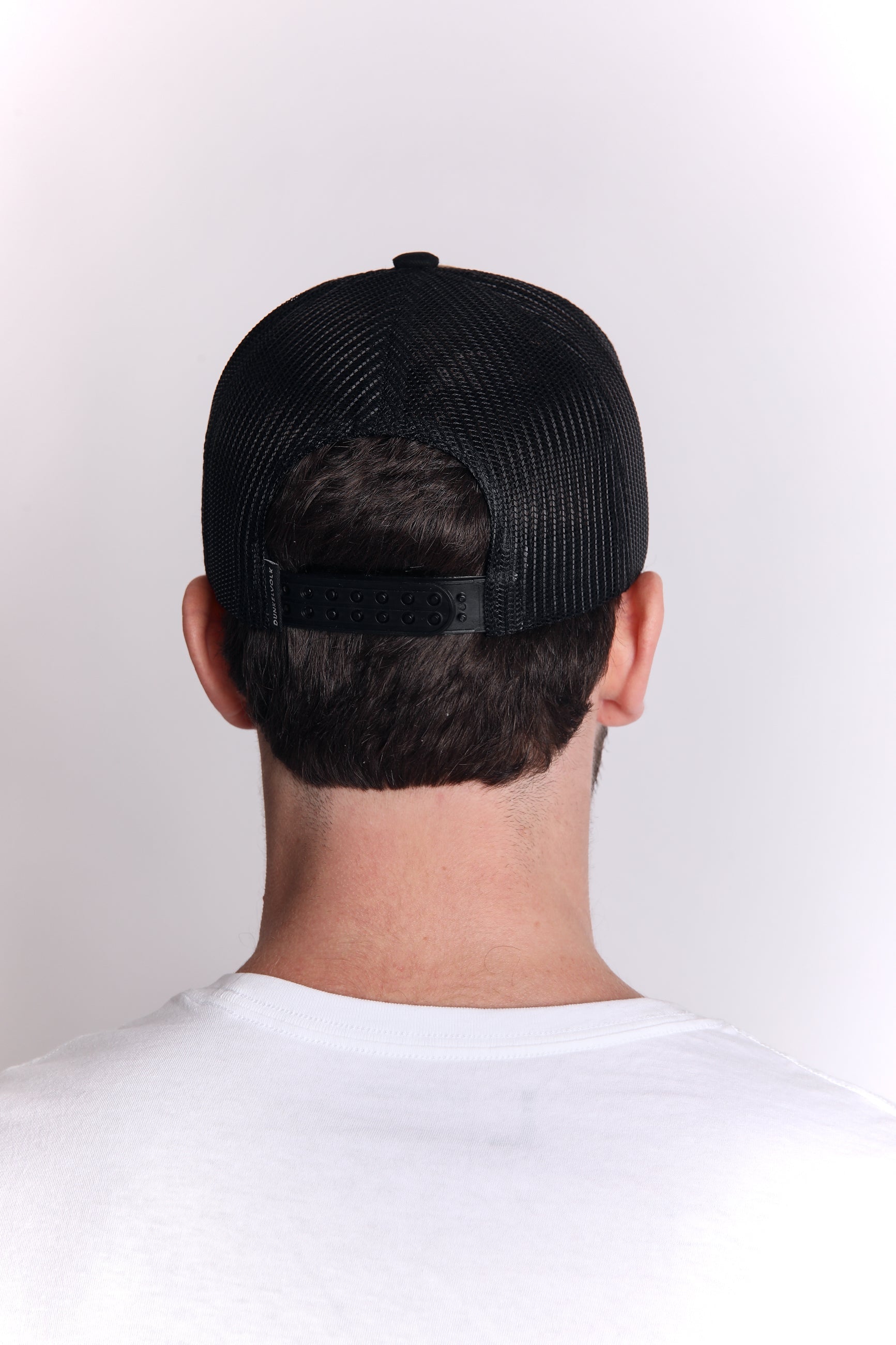 Gorra para Hombre Dunkelvolk TRUCKER DUNK CIRCLE ARM DUNKELVOLK