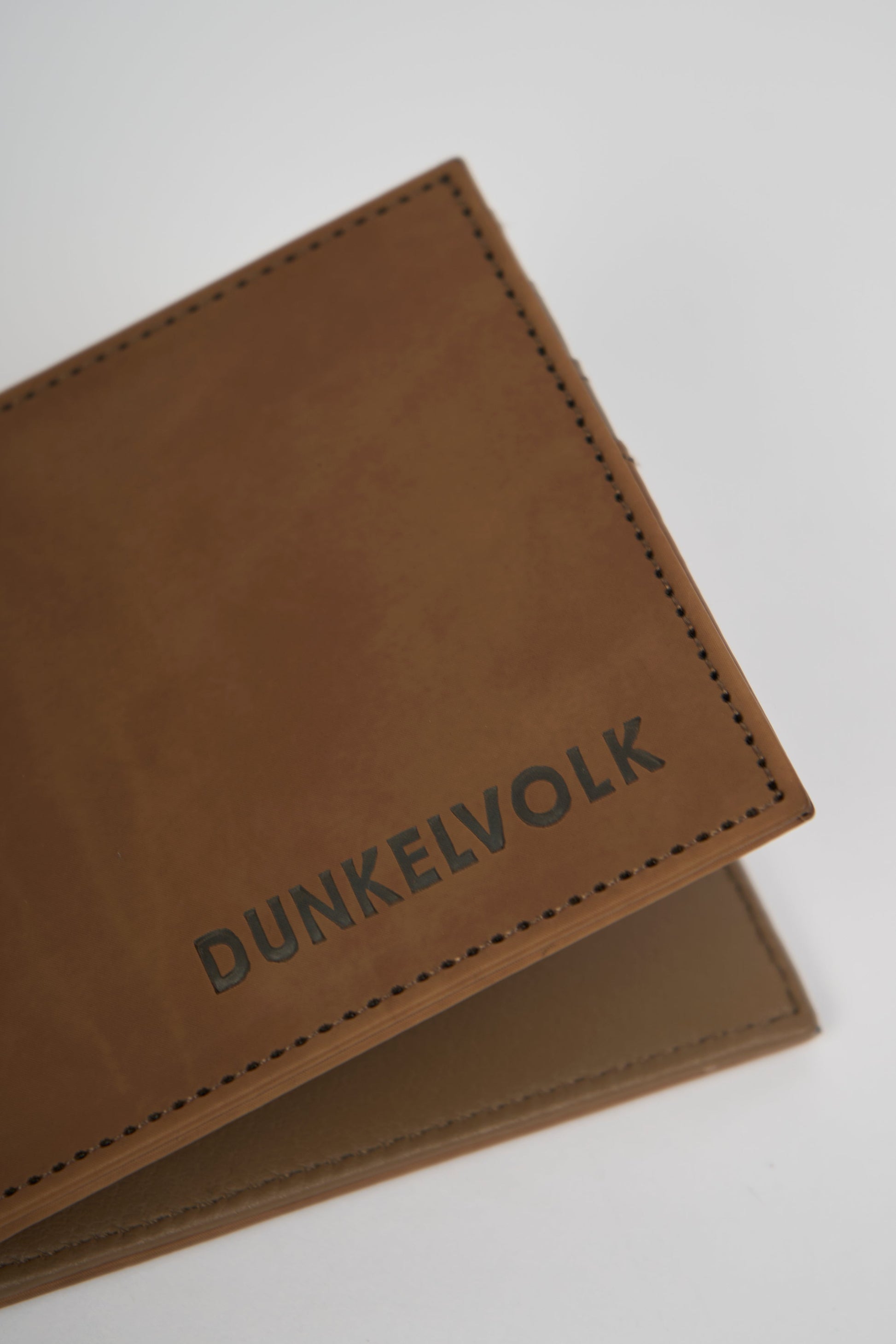 Billetera para Hombre DUNKELVOLK PU DUNK CLASSIC WALLET BRW DUNKELVOLK