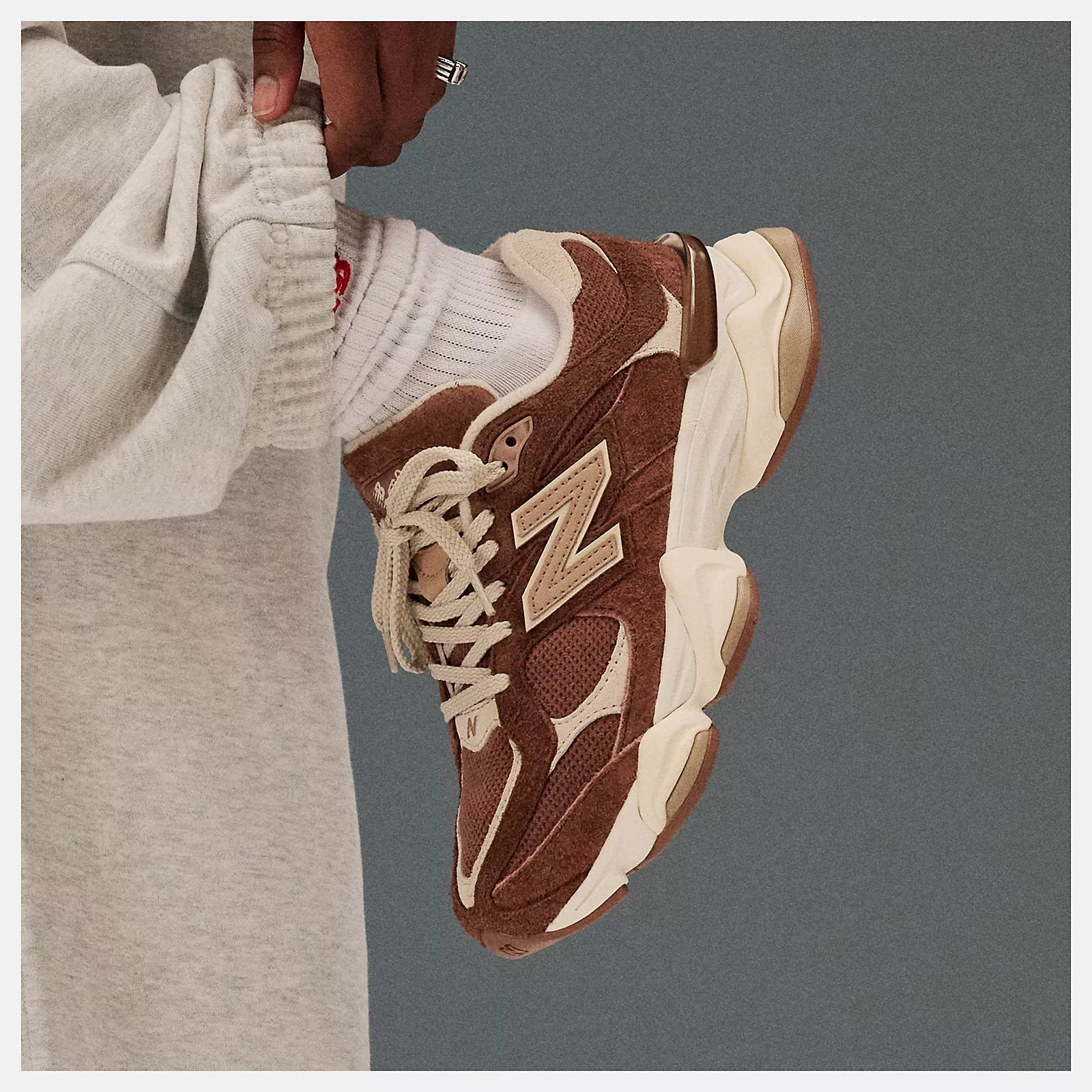 Zapatillas NEW BALANCE 9060 U9060CCC Marrón