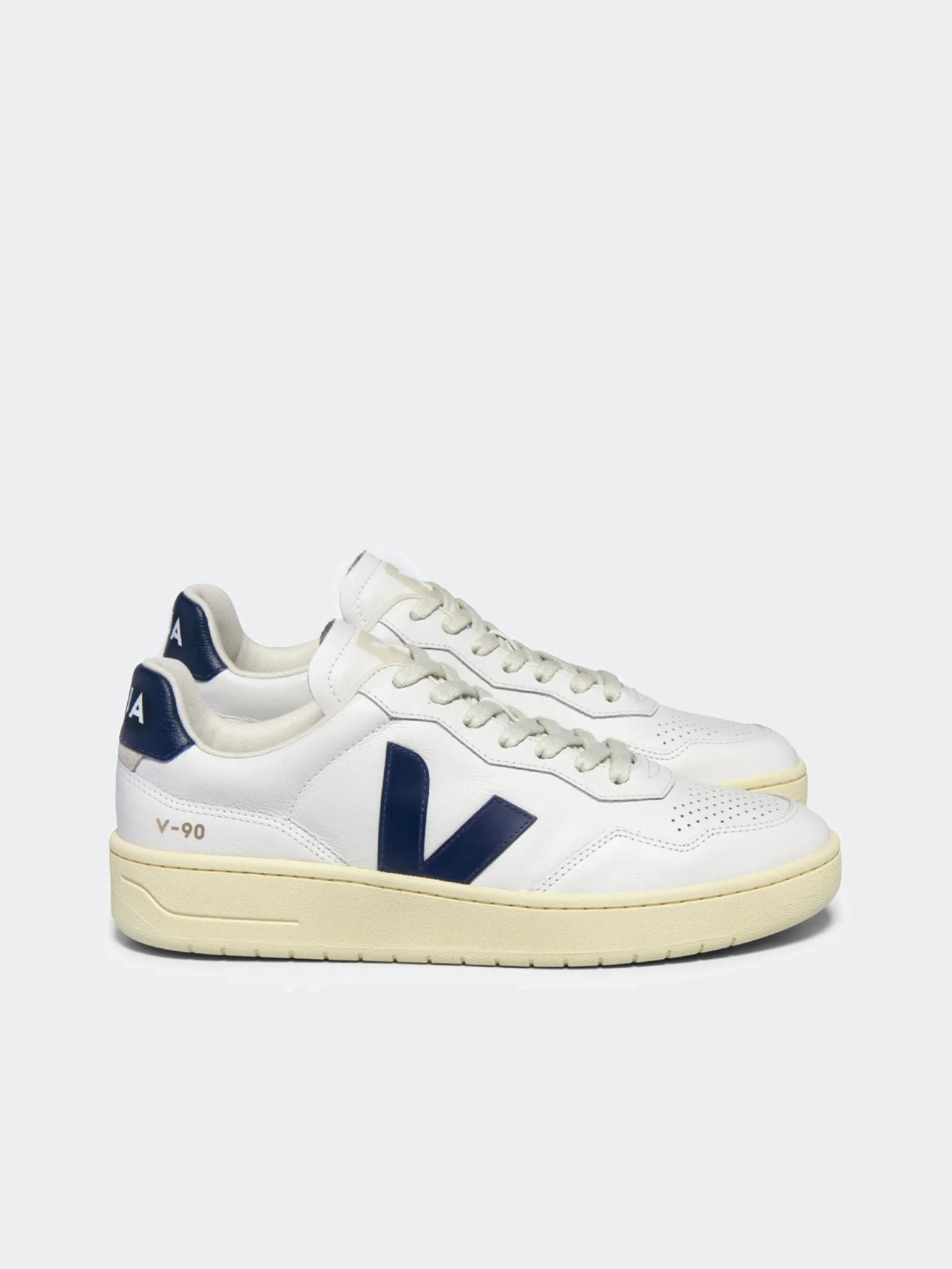 Zapatillas para Hombre VEJA V-90 Blanco Nautico – The Box Peru