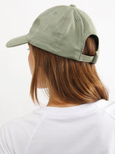 Cargar imagen en el visor de la galería, Gorra para Mujer DVK CAP BASIC HAT VRD
