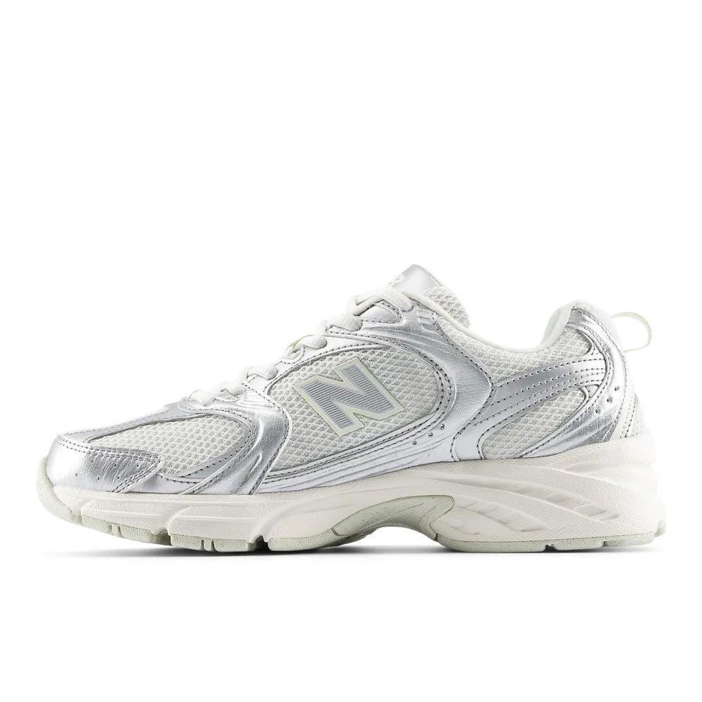 Zapatillas NEW BALANCE 530 U5303IR Plateado