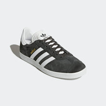 Cargar imagen en el visor de la galería, Zapatillas para Hombre ADIDAS BB5480-M GAZELLE 480
