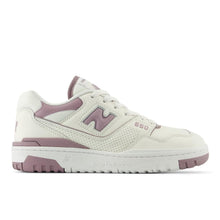 Cargar imagen en el visor de la galería, Zapatillas para Mujer NEW BALANCE HERITAGE 550 0AK
