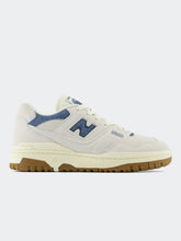 Cargar imagen en el visor de la galería, Zapatillas para Mujer NEW BALANCE HERITAGE 550 GG
