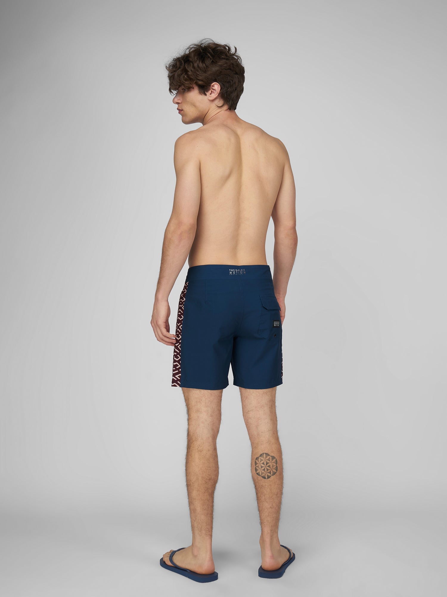 Ropa de Baño para Hombre DUNKELVOLK BOARDSHORT LABERINTO 16" NAVY DUNKELVOLK
