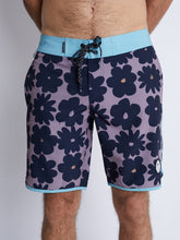 Cargar imagen en el visor de la galería, Ropa de Baño para Hombre DUNKELVOLK BOARDSHORT FLOWER VICKY 16&quot; BLKP
