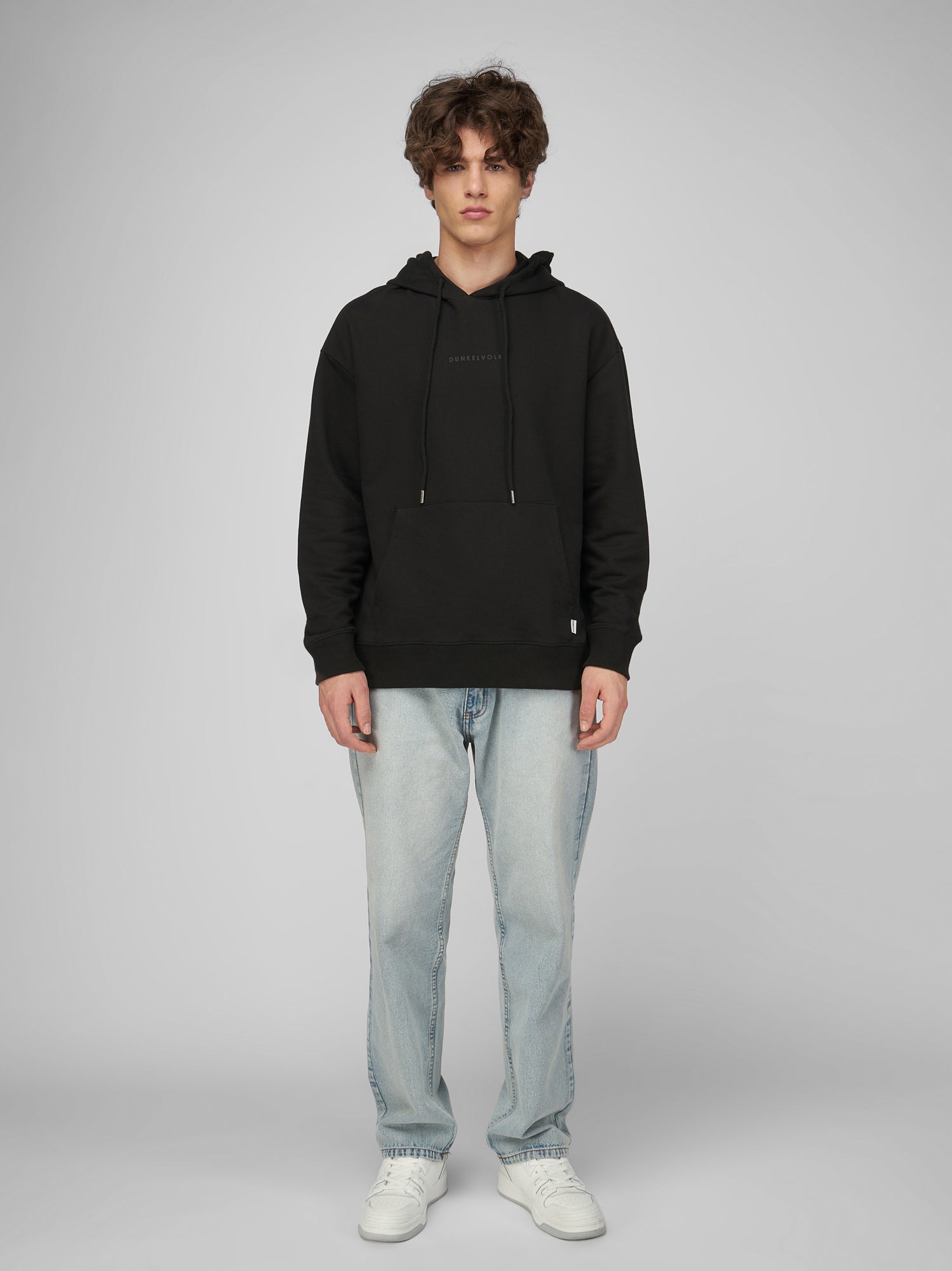 Polera para Hombre DUNKELVOLK SIMPLE HOODIE FR BLK DUNKELVOLK