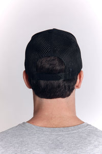 Gorra para Hombre Dunkelvolk TRUCKER STAY WILD BLK2