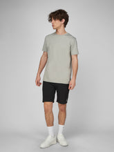 Cargar imagen en el visor de la galería, Short para Hombre Dunkelvolk AMPHIBIAN CHAMELEON SHORT 16&quot; BLK
