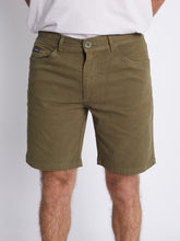 Cargar imagen en el visor de la galería, Short para Hombre Dunkelvolk DRILL CHINO SHORT GREE
