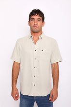 Cargar imagen en el visor de la galería, Camisa para Hombre Dunkelvolk CLASSIC BALI NAT
