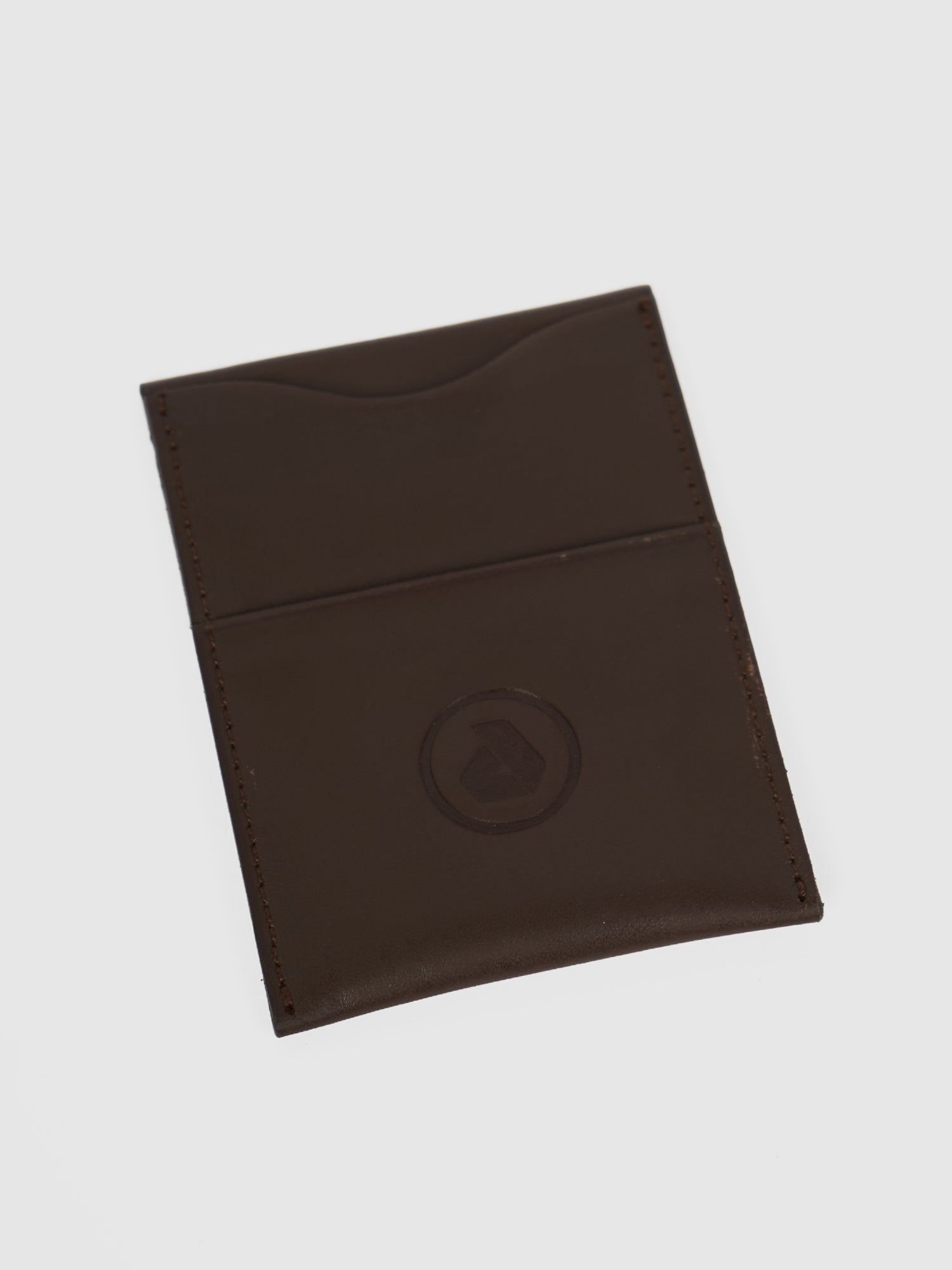 Tarjetero para Hombre DUNKELVOLK LEATHER VERT CARD HOLDER BRW