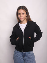 Cargar imagen en el visor de la galería, Polera para Mujer DVK CON ZIP SILV FLEECE NGR
