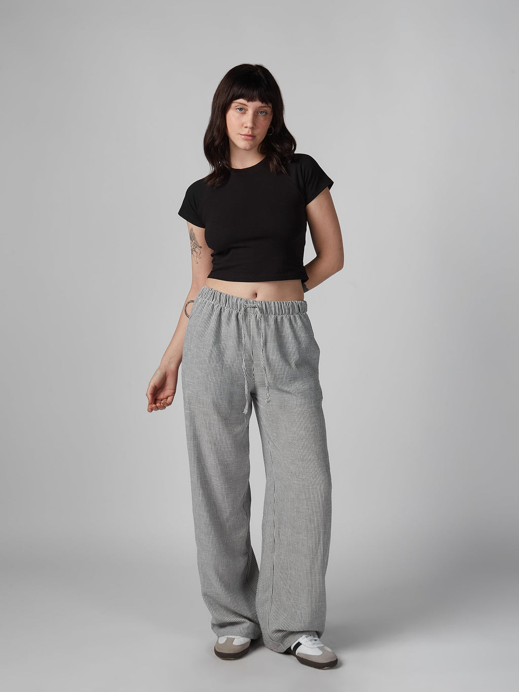 Polo para Mujer DVK CROP BASIC TEE NRG DVK