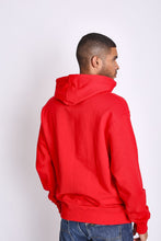 Cargar imagen en el visor de la galería, Polera para Hombre CHAMPION GF89HY06794 POWERBLEND GRAPHIC HOODIE 2WC
