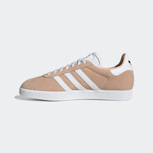 Cargar imagen en el visor de la galería, Zapatillas para Mujer ADIDAS ID7006 GAZELLE 006
