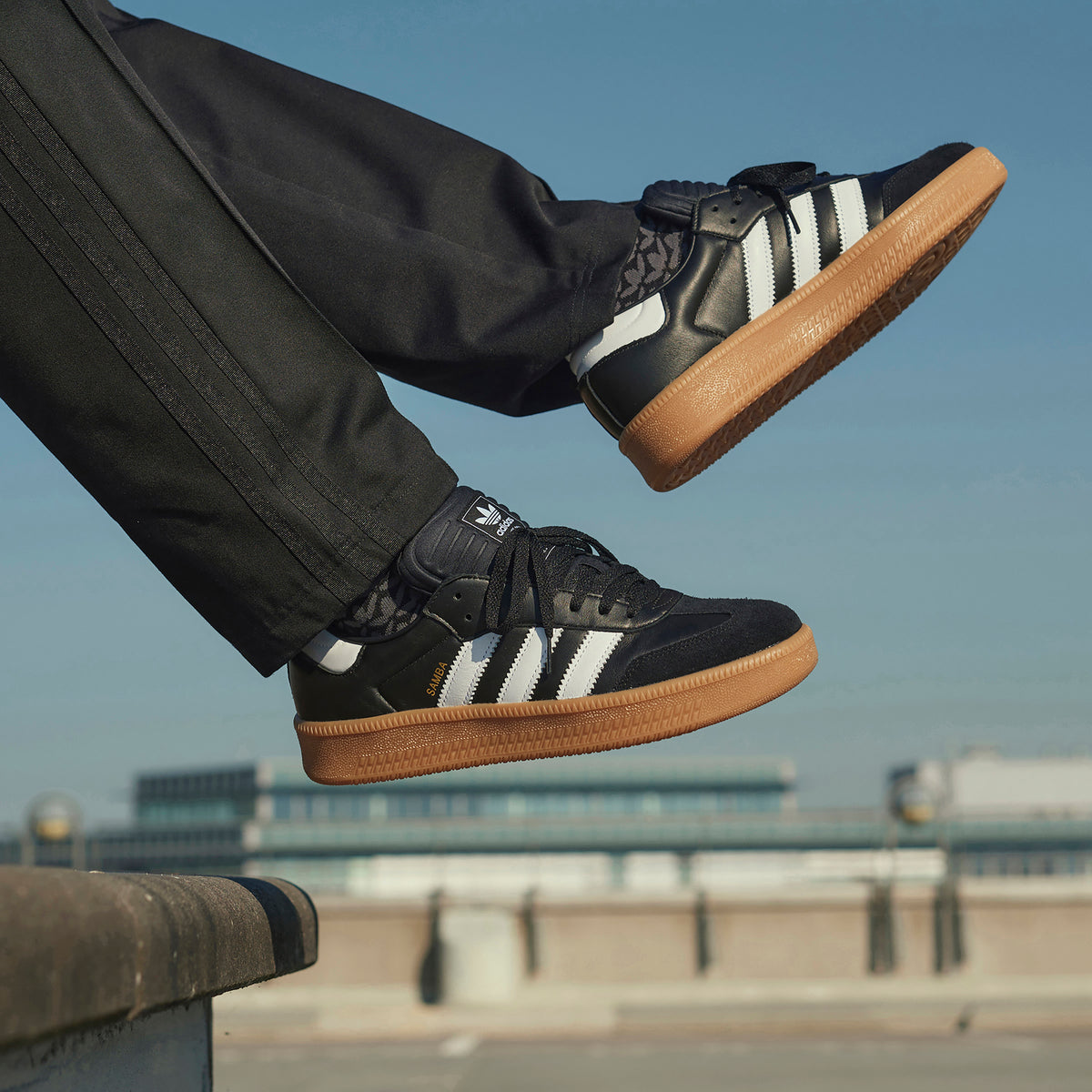 Zapatillas para Hombre ADIDAS IE1379 SAMBA XLG