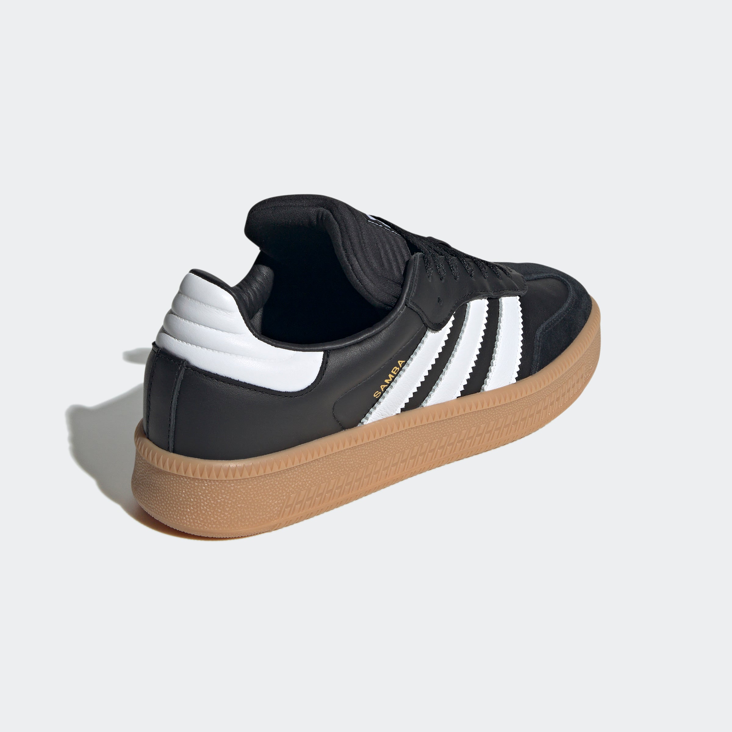 Zapatillas para Hombre ADIDAS IE1379 SAMBA XLG ADIDAS