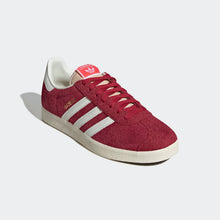 Cargar imagen en el visor de la galería, Zapatillas para Hombre ADIDAS IF9652-M GAZELLE 652
