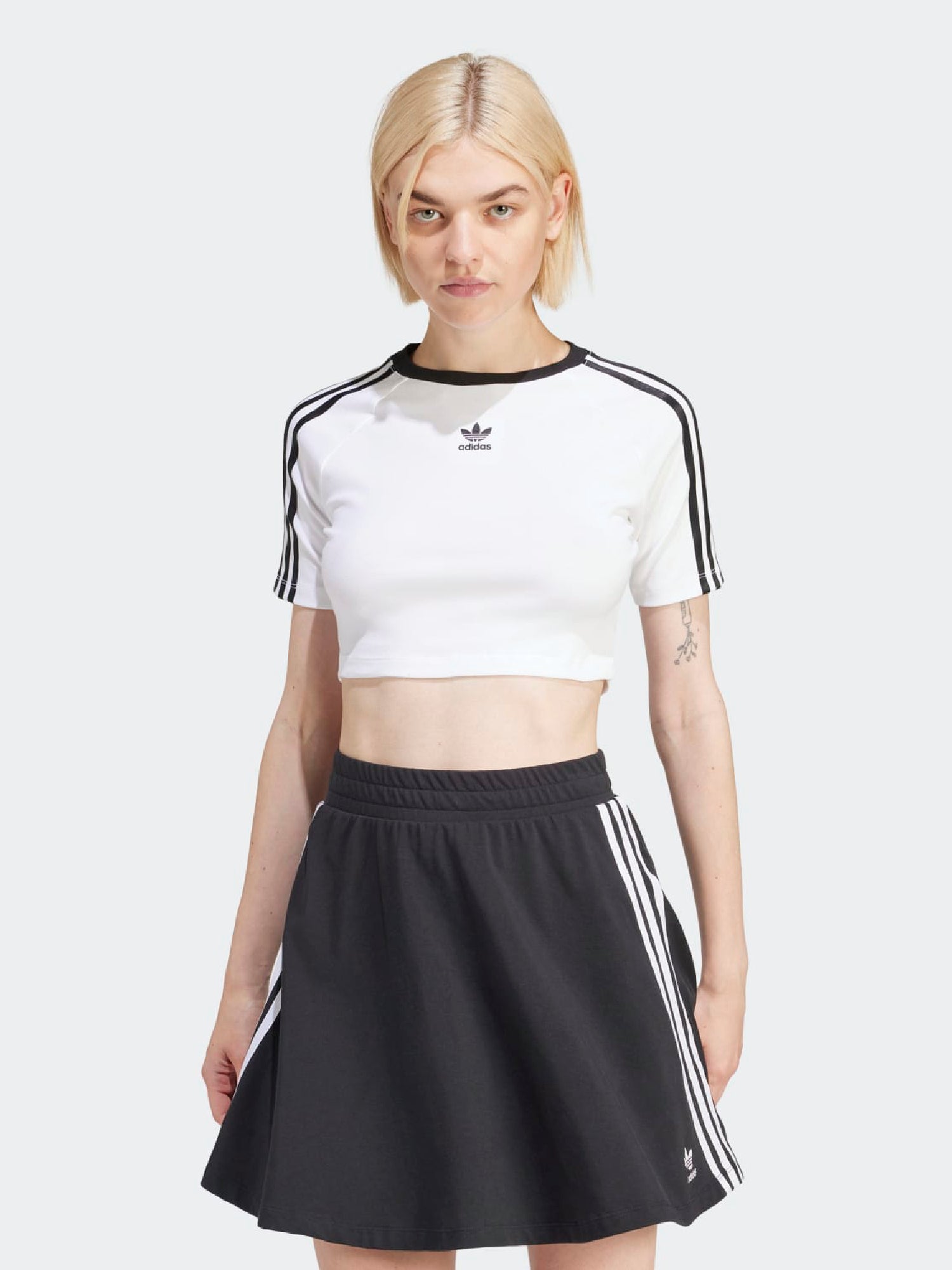 Polo para Mujer ADIDAS IP0662 3 S BABY TEE WHI