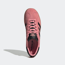 Cargar imagen en el visor de la galería, Zapatillas ADIDAS JI2053 GAZELLE J 053
