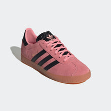 Cargar imagen en el visor de la galería, Zapatillas ADIDAS JI2053 GAZELLE J 053
