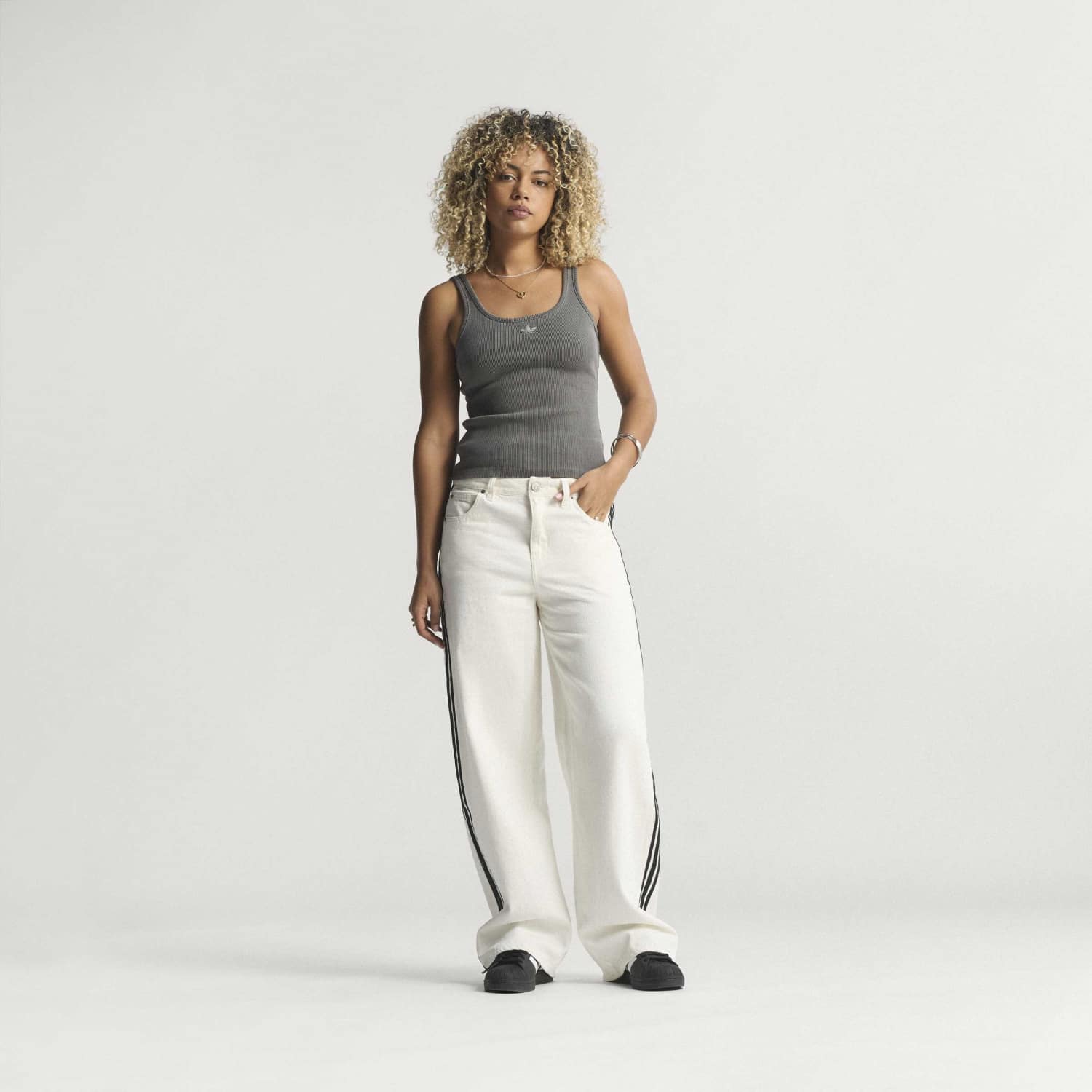 Pantalón Deportivo ADIDAS Firebird de Denim KD2895