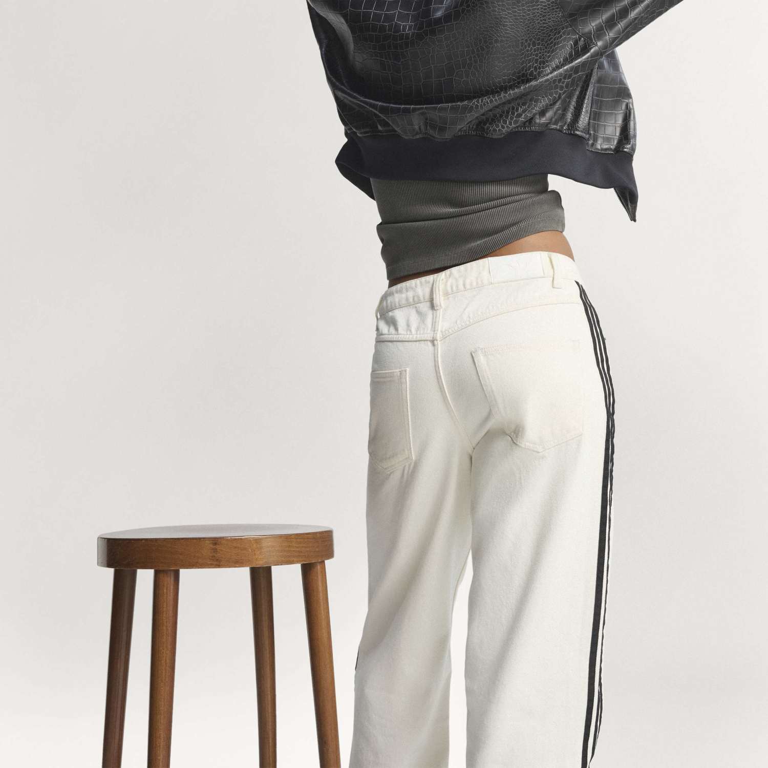 Pantalón Deportivo ADIDAS Firebird de Denim KD2895