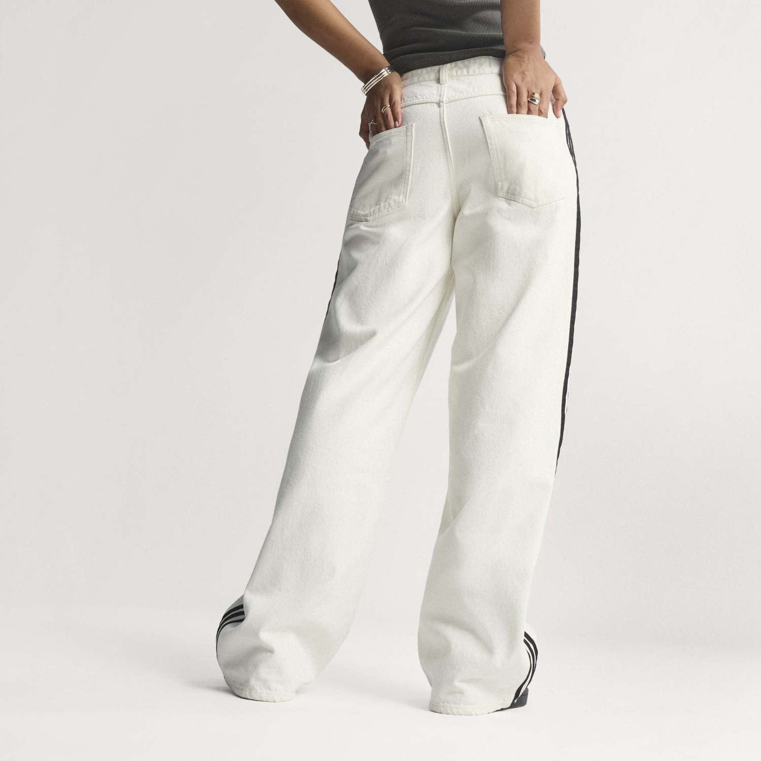 Pantalón Deportivo ADIDAS Firebird de Denim KD2895