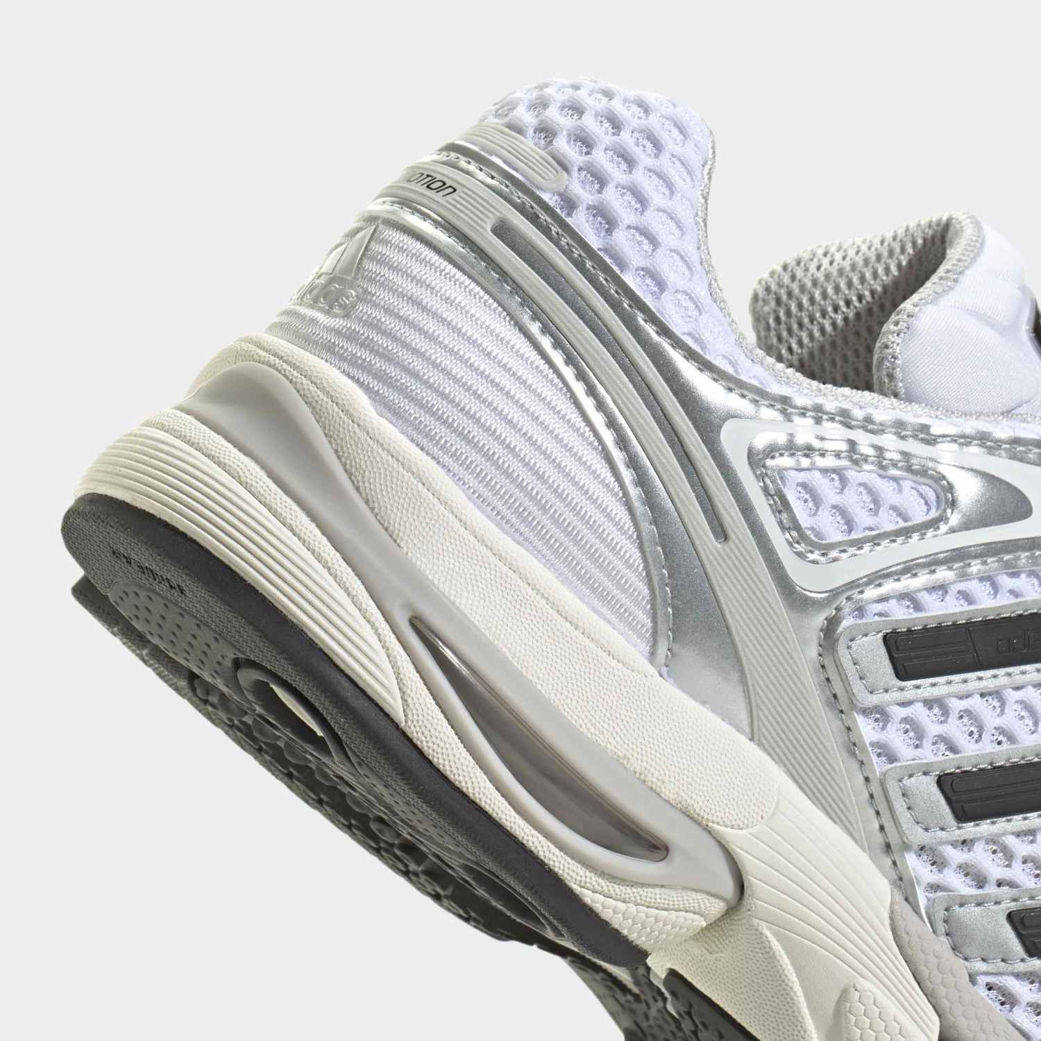 Zapatillas ADIDAS ADISTAR KI6121 Gris