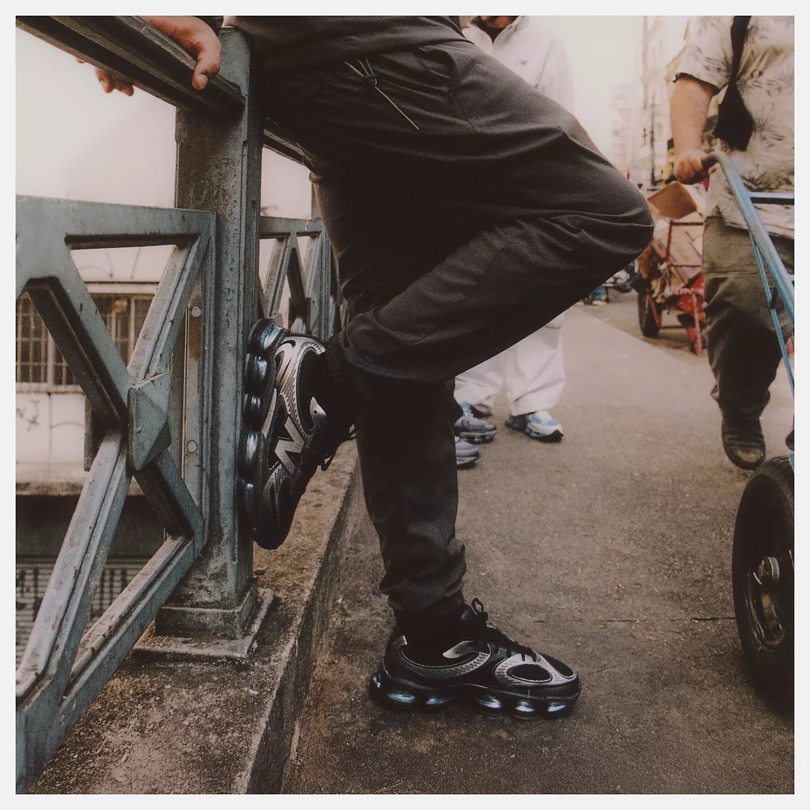 Zapatillas NEW BALANCE 2000 U2000EA Negro