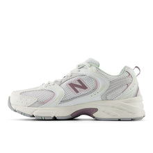 Cargar imagen en el visor de la galería, Zapatillas para Mujer NEW BALANCE 530 RSD
