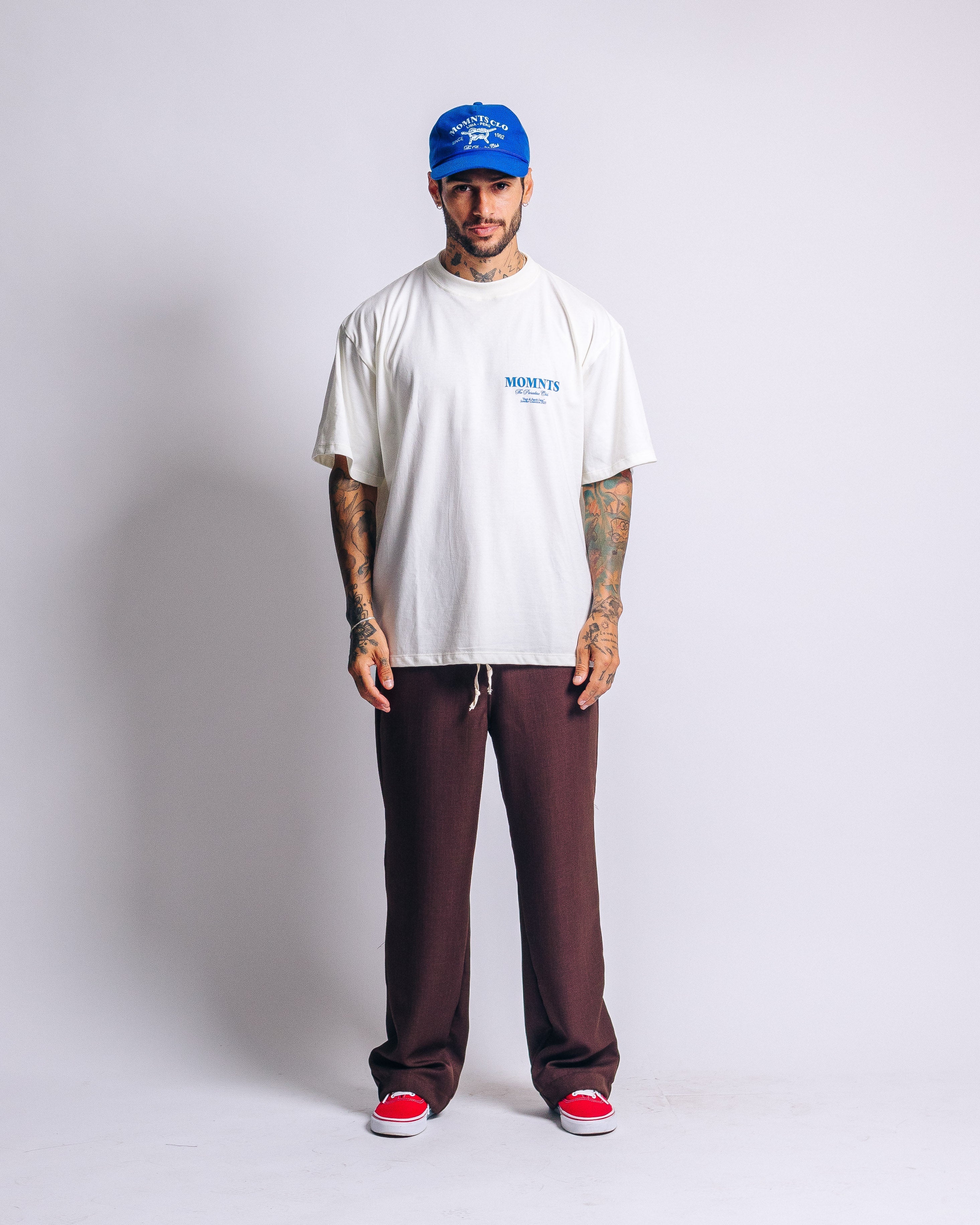 Polo para Hombre MOMNTS Beach Bag T Shirt WHT MOMNTS