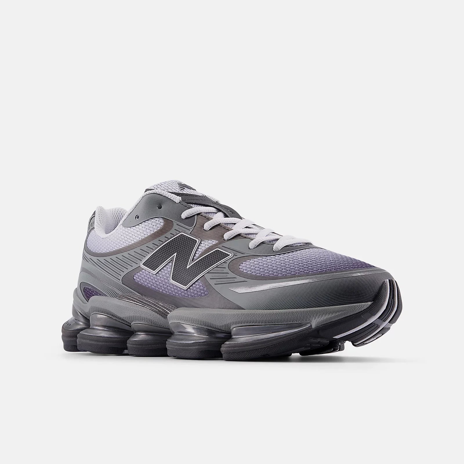 Zapatillas NEW BALANCE 2000 U2000PCD Gris