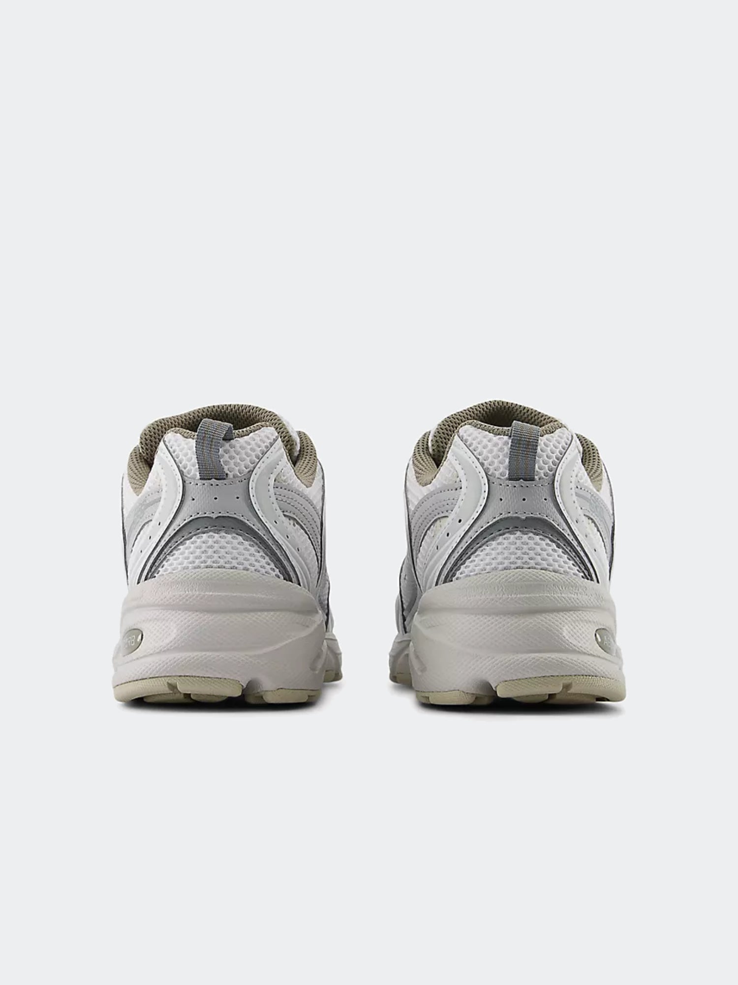 Zapatillas NEW BALANCE 530 Gris