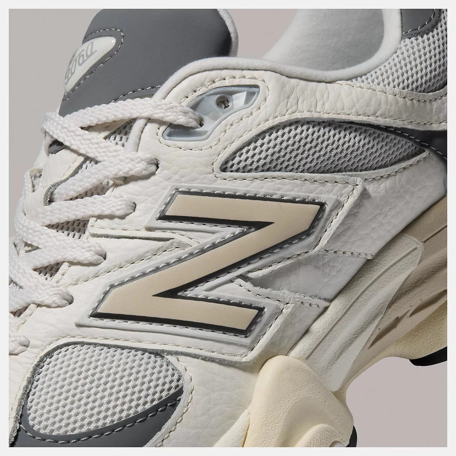 Zapatillas NEW BALANCE 9060 Gris NEW BALANCE