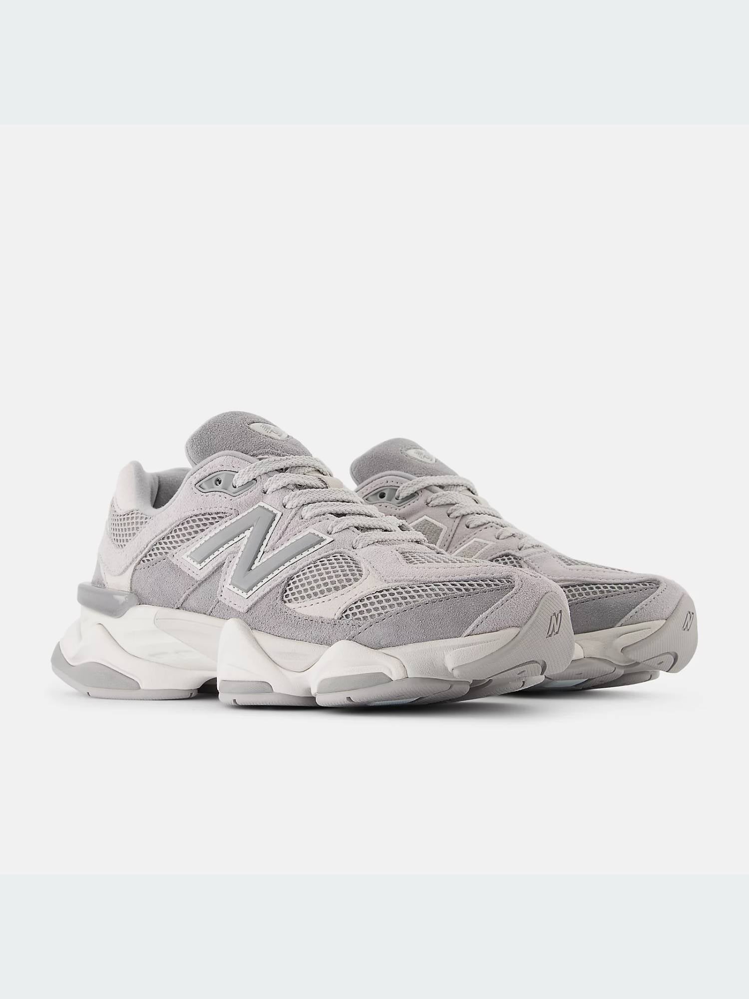Zapatillas NEW BALANCE 9060 Gris U9060ERD