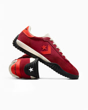 Cargar imagen en el visor de la galería, Zapatillas para Mujer CONVERSE Run Star Trainer A11487C RED
