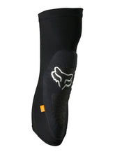 Cargar imagen en el visor de la galería, Rodillera para Hombre FOX ENDURO D3O KNEE GUARD 001
