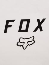 Cargar imagen en el visor de la galería, Polo para Hombre FOX CLASSIC LEGACY MOTH OPTWHT
