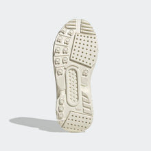 Cargar imagen en el visor de la galería, Zapatillas para Mujer ADIDAS GX4611 ZX 22 BOOST W AOS
