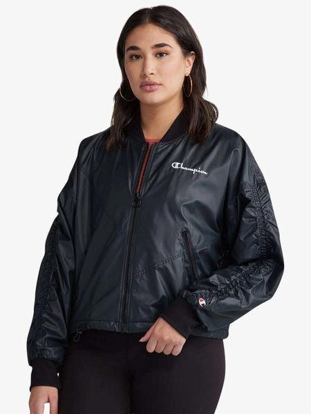 Champion hotsell windbreaker cropped